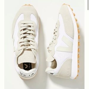 Veja Rio Branco Sneakers